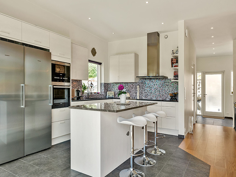 Byte av eluttag & kablar. Alvik Bromma